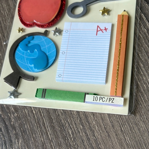 ❤️$3 K&C Company Classroom Fun Dimensional Sticker - Picture 3 of 6